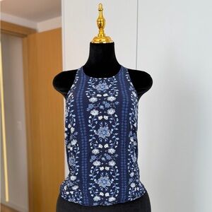 Old Navy Floral Tank | Garden Vintage Muse